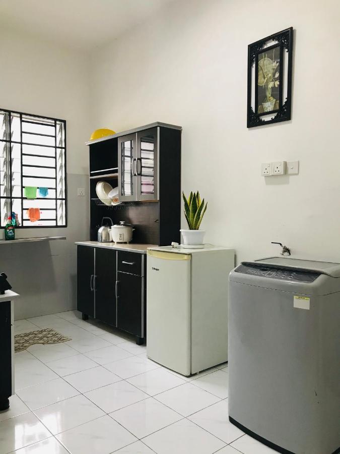 Mohd Noor Alyn Home Batu Pahat II Wifi Coway מראה חיצוני תמונה